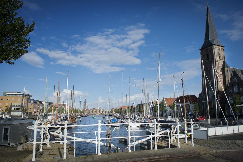 "De Bank" - Hotel Apartments Harlingen Exterior photo